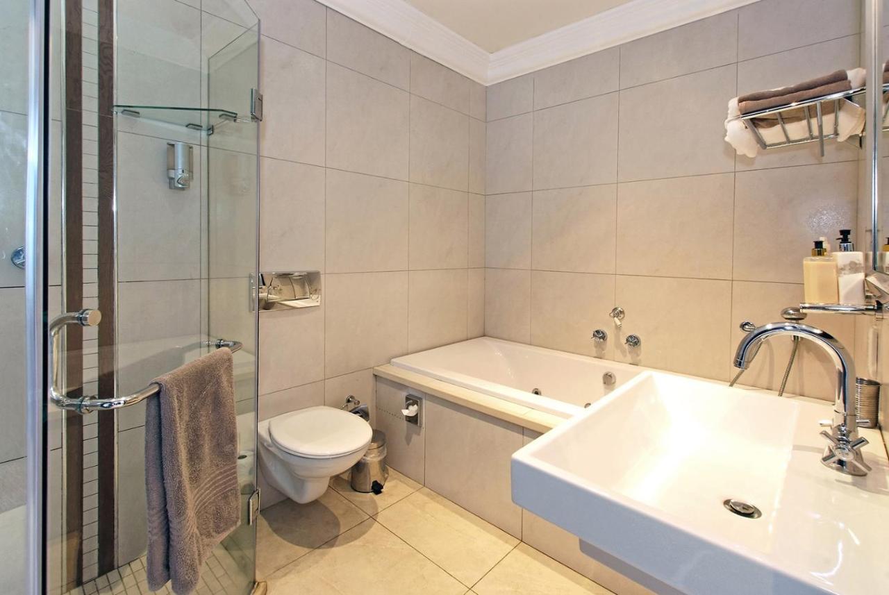Ushaka Manor Guest House Durban Kültér fotó